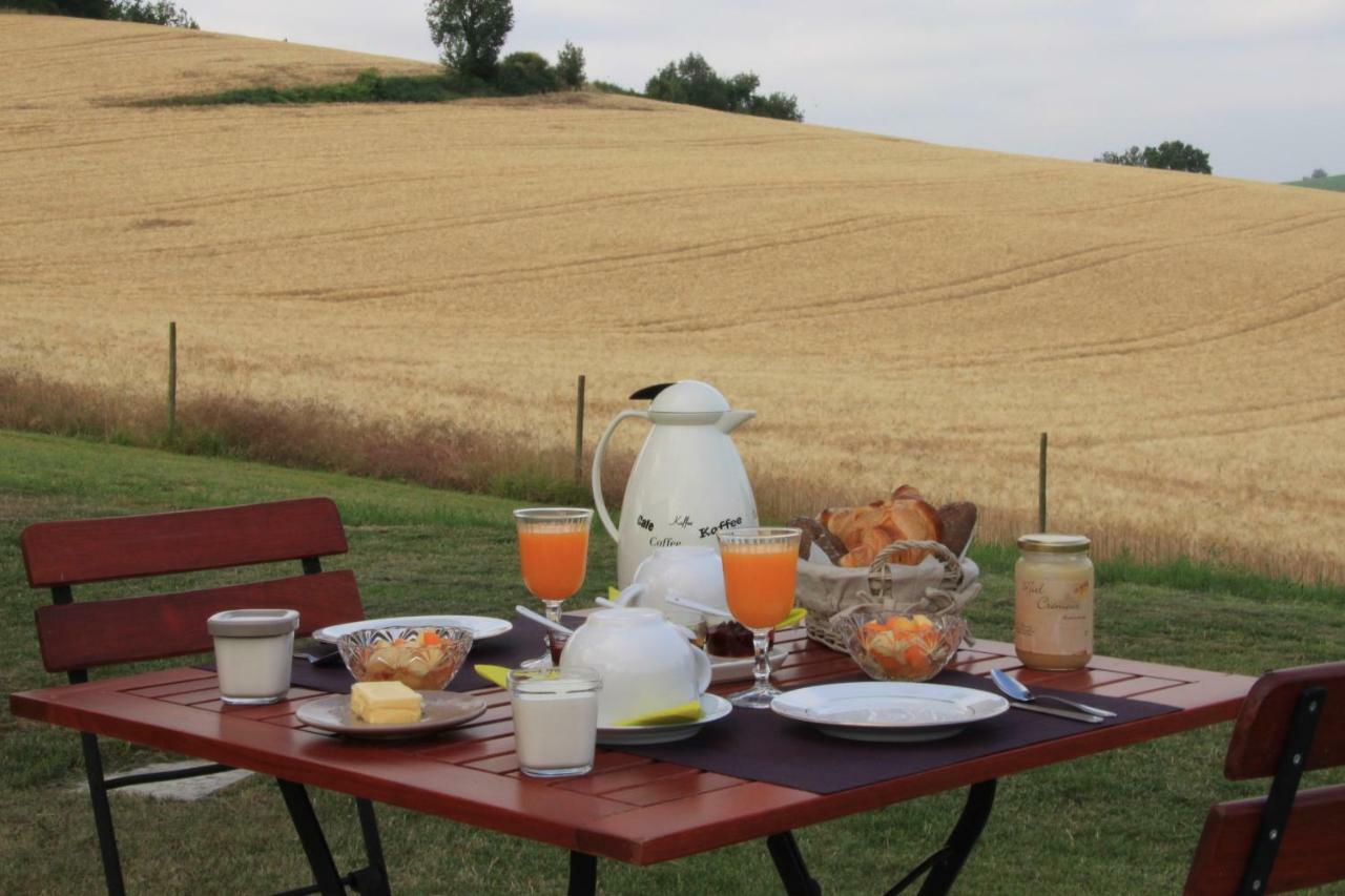 Chambres D'Hotes Le Val De La Garenne Senouillac ภายนอก รูปภาพ